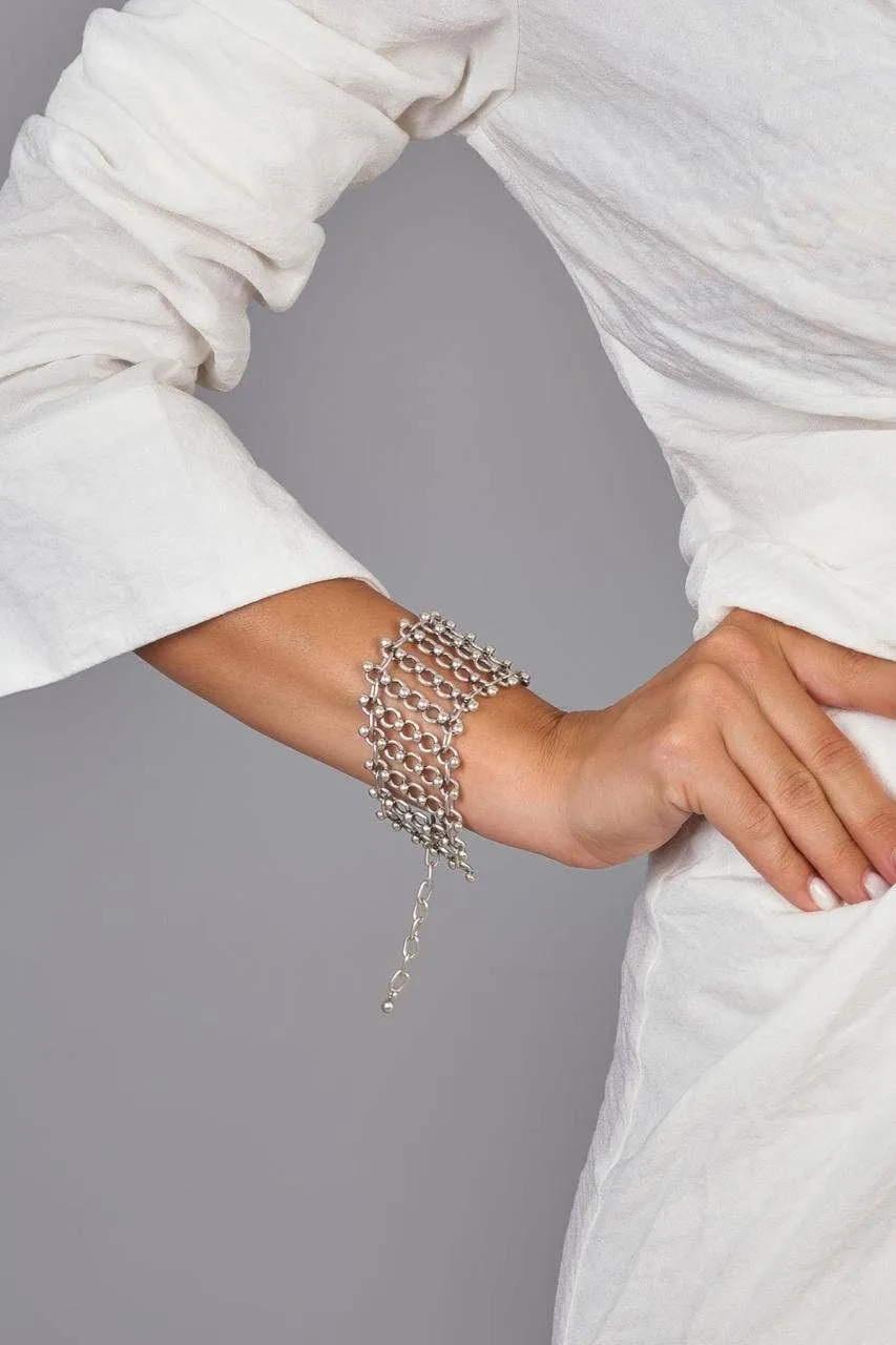 Elegant Chains Bracelet