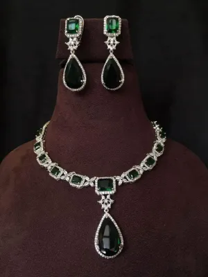 Glamorous Emerald Necklace